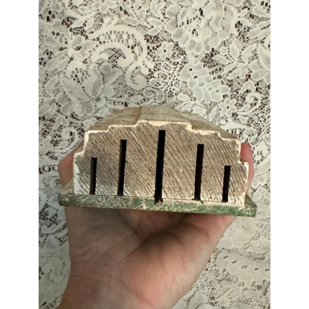Vintage‎ Primitive Wooden Knife Holder Wall Mount Chippy White Rustic Farmhouse